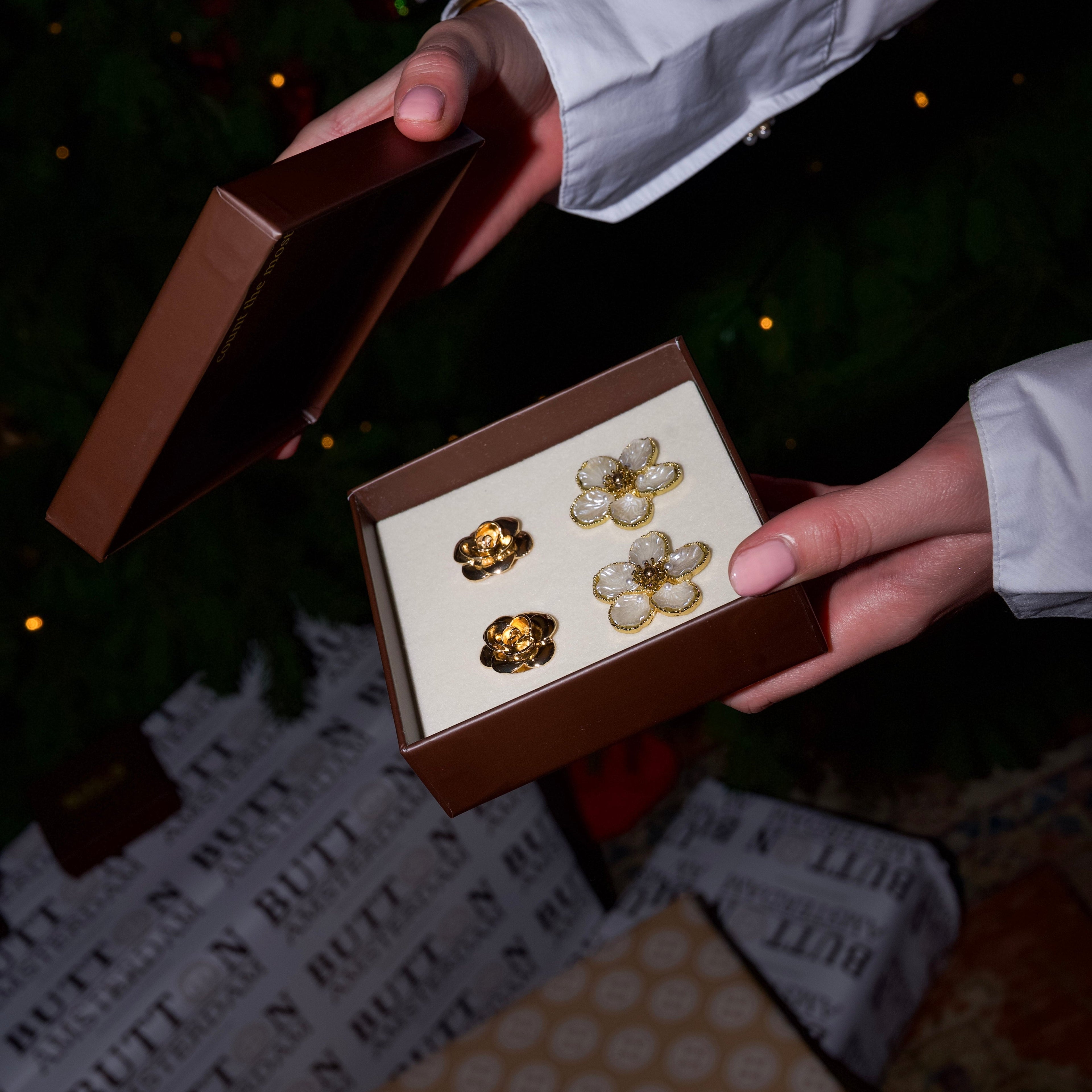 Gift Box - 2 Sets