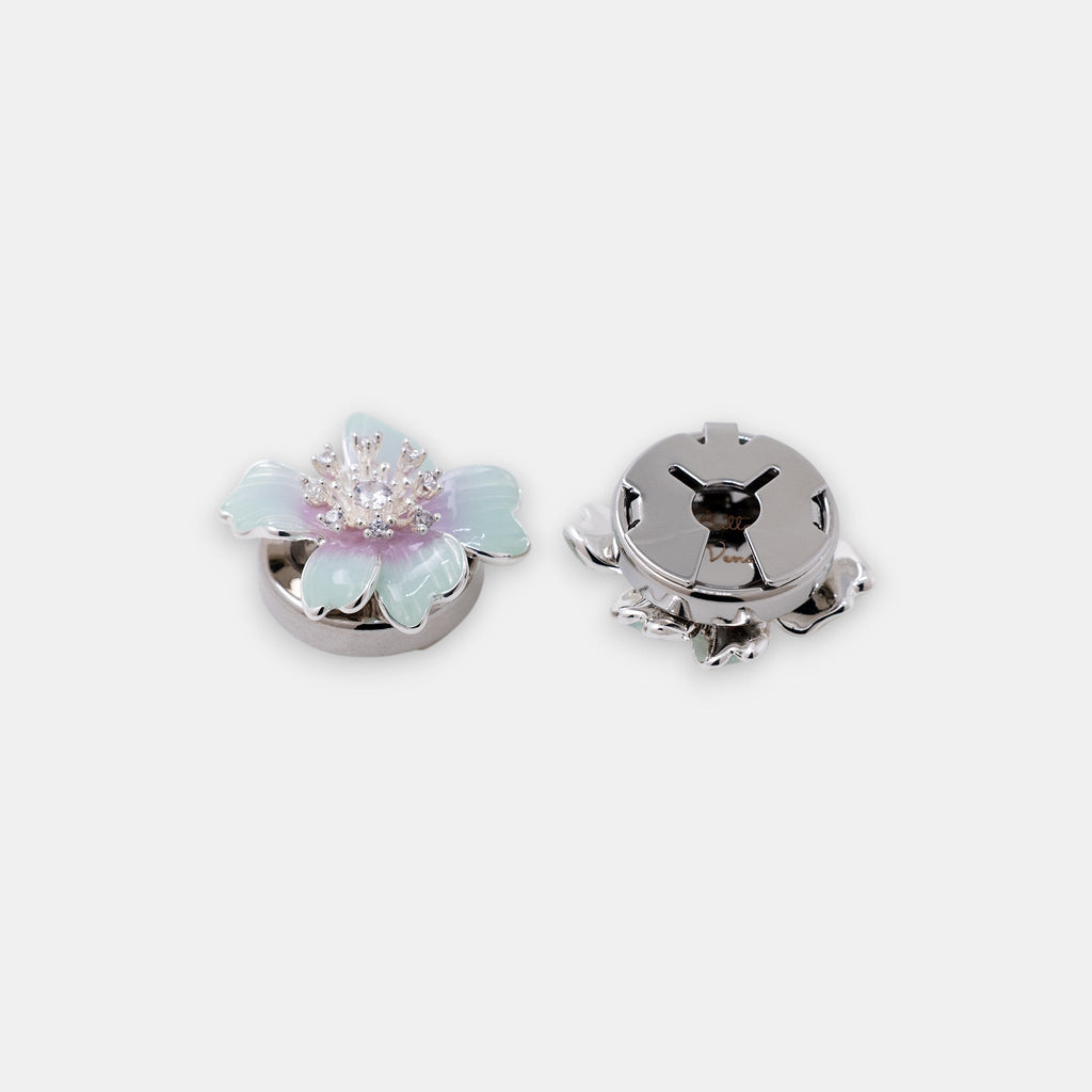 THE IRIS - 1 SET